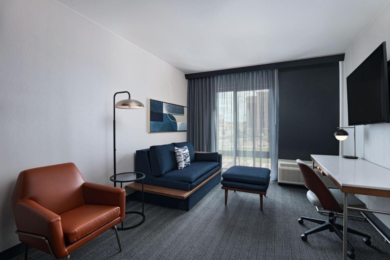 Courtyard By Marriott Colorado Springs North, Air Force Academy Hotell Exteriör bild