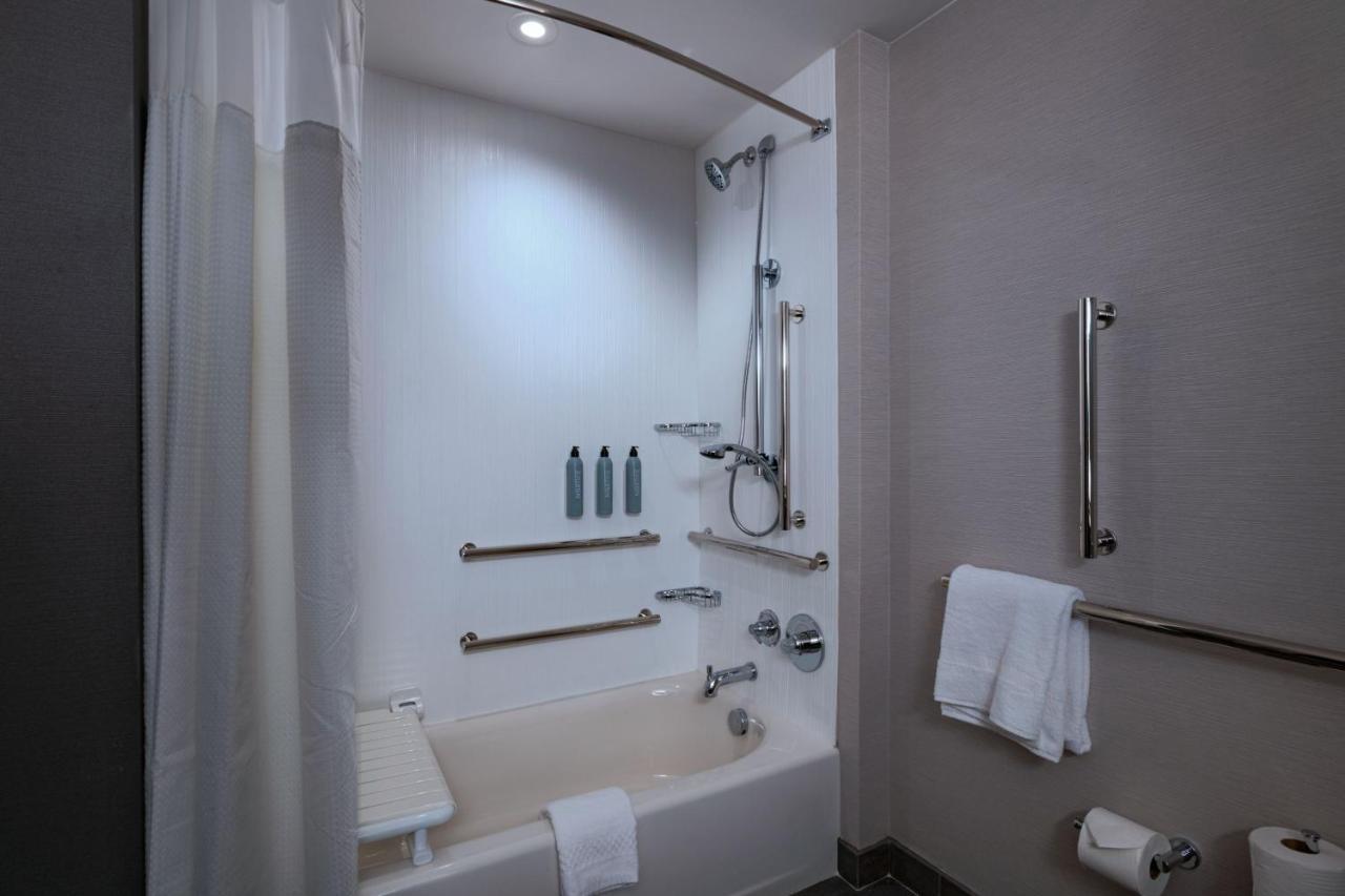 Courtyard By Marriott Colorado Springs North, Air Force Academy Hotell Exteriör bild